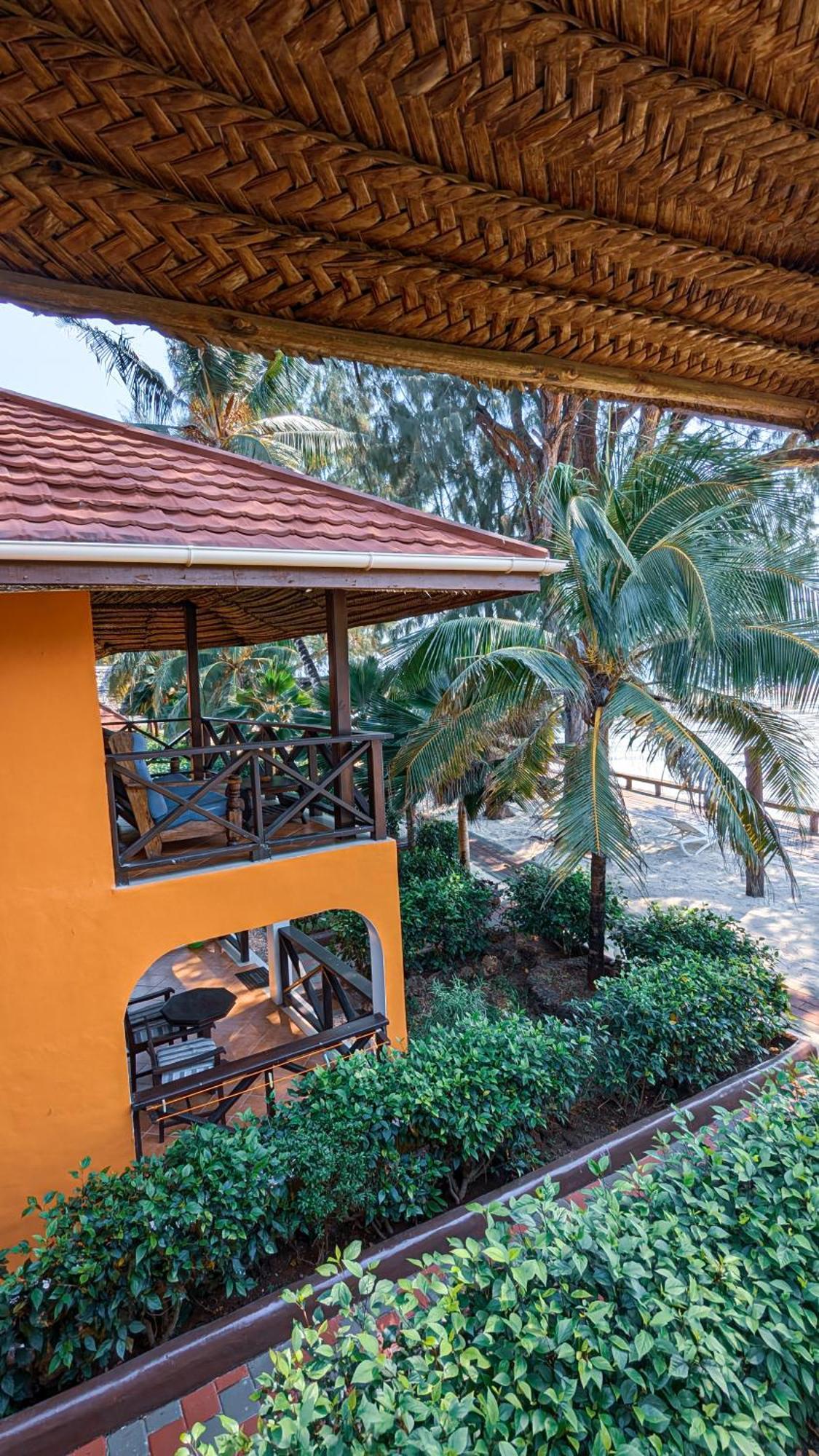 Mnarani Beach Cottages Нунгви Екстериор снимка