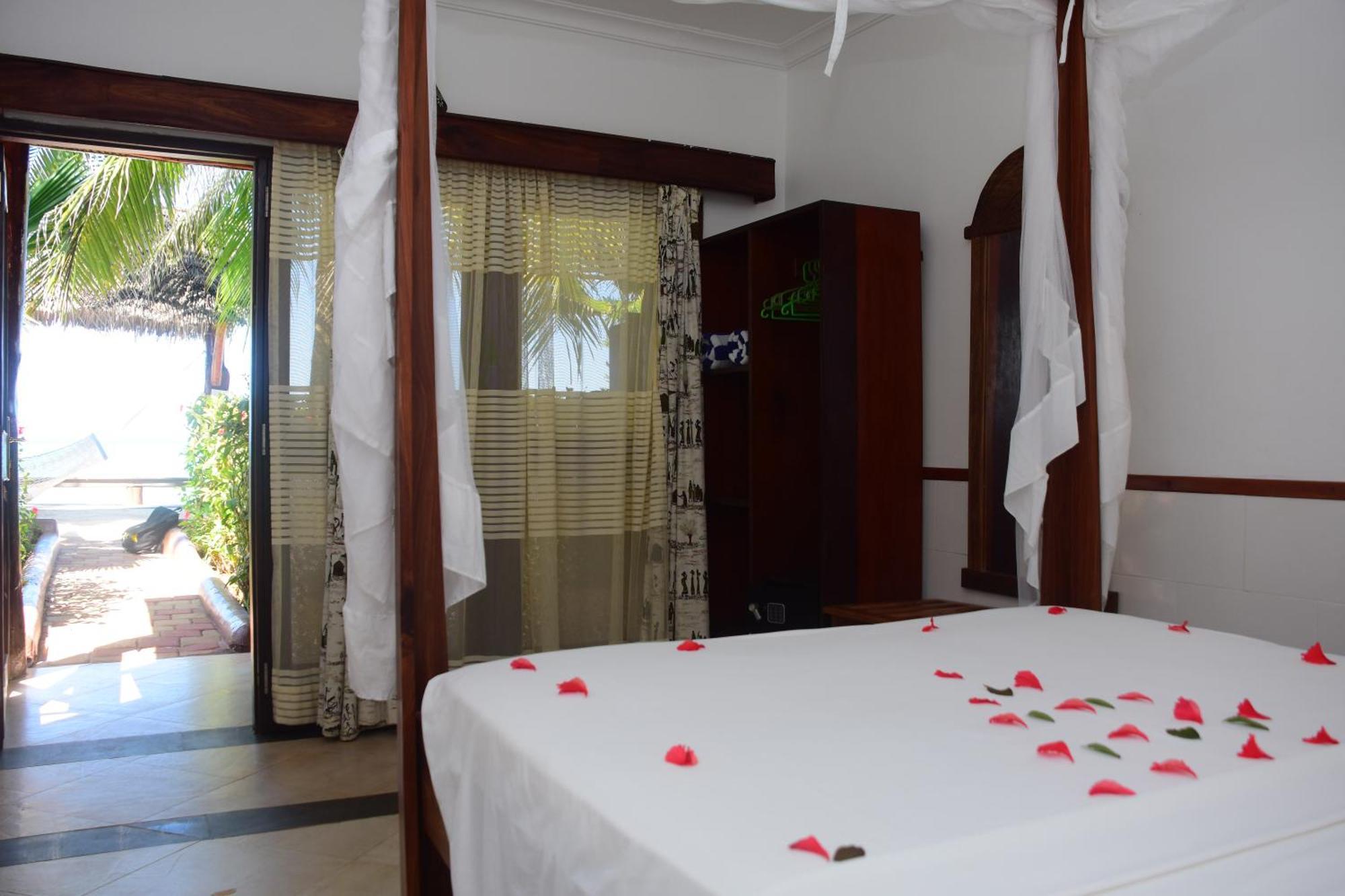 Mnarani Beach Cottages Нунгви Екстериор снимка